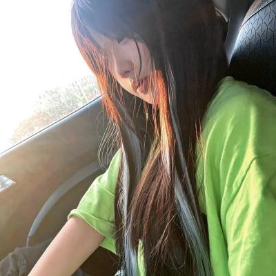 黑珍珠艾曼妞